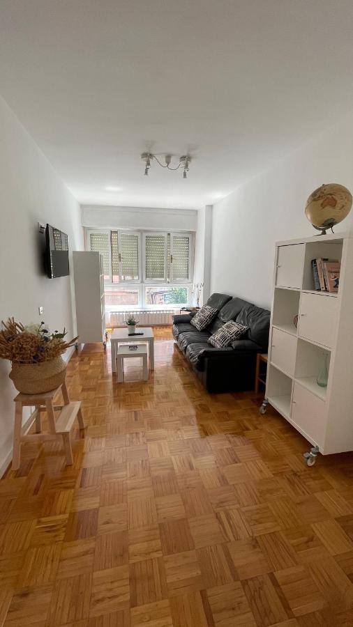 Apartamento Horreo -San Pelayo- Onís Eksteriør billede